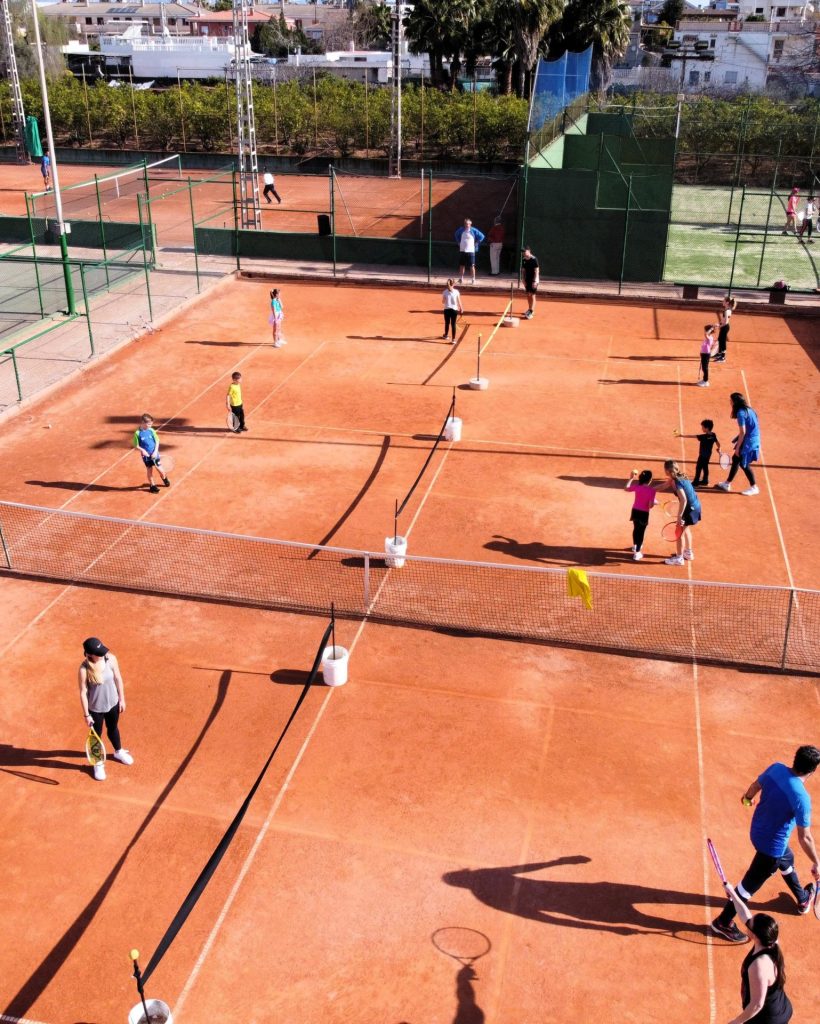 clases entrenamiento tenis club burriana